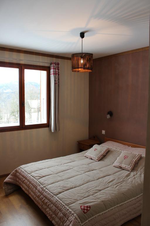 Les Paddocks Du Mont Blanc Otel Mieussy Oda fotoğraf